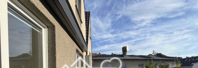 Helle sanierte 3-Zimmer-Wohnung mit zwei Balkonen in Rheinnähe