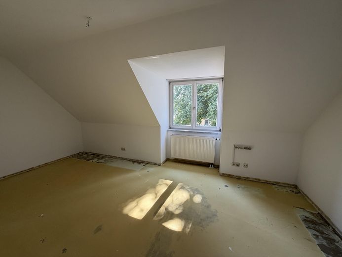 Exceptional maisonette apartment near Alte Veste – Photo 9