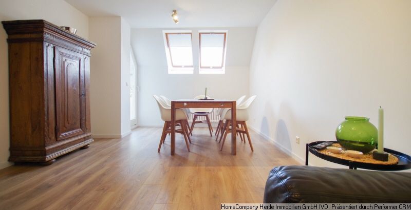 In Vorbereitung: Frisch saniert und freundlich möbliert für 3-8 Monate in super Lage von Herdern in Freiburg – a724b67b150362dc99797293ee170c84b8ffe9fc.jpg