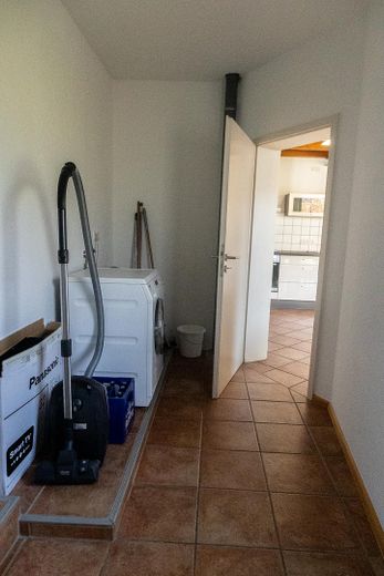 Charmantes Einfamilienhaus mit besonderem Wohnambiente – HWR unten 