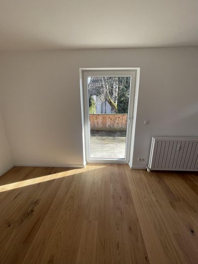 Zugang Balkon über Küche
