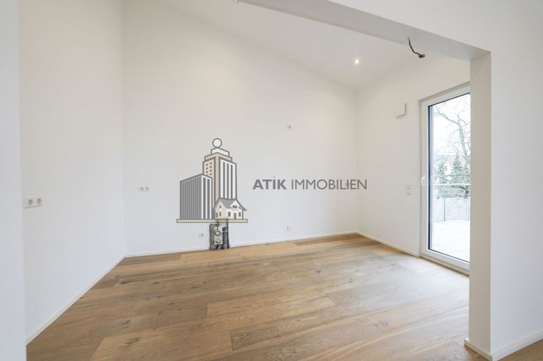 ATIK: Exklusives, lichtdurchflutetes Penthouse mit Charme in Heppenheim – Küche