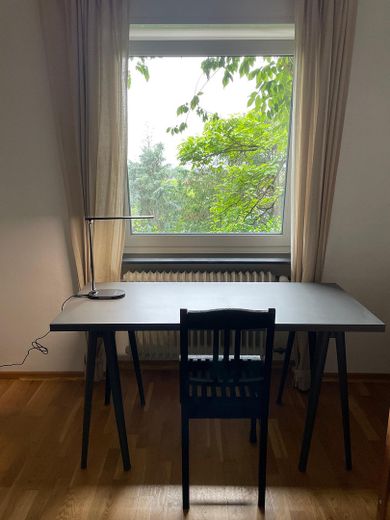 Schlaf- /Arbeitszimmer