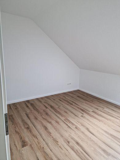 Moderate Penthousewohnung in ruhiger Lage – Foto 10