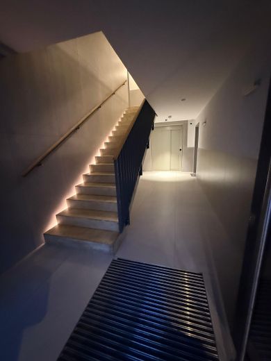 شقة عصرية للإيجار في فالدبرول - Kaiserstraße 41c – Treppenhaus