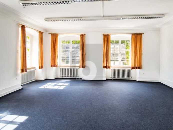 EINZIGARTIGES ANWESEN MIT GESCHICHTE UND ZUKUNFT – Foto 1