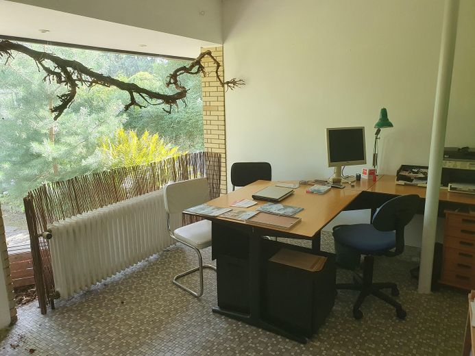 Wohnen wo Hamburg am schönsten ist Einfamilienhaus Doppelhaus Grundstück in Duvenstedt / Walddörfer – Büro