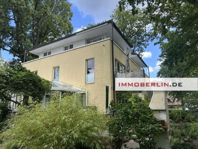 IMMOBERLIN.DE - Toplage! Großzügige Wohnung mit Südwestterrasse, Wintergarten, Kamin & Garten – Foto 1