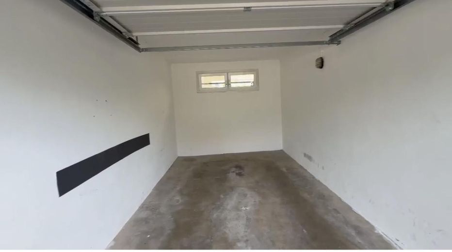 Сказочная квартира на первом этаже с террасой и садом - без комиссии – Garage