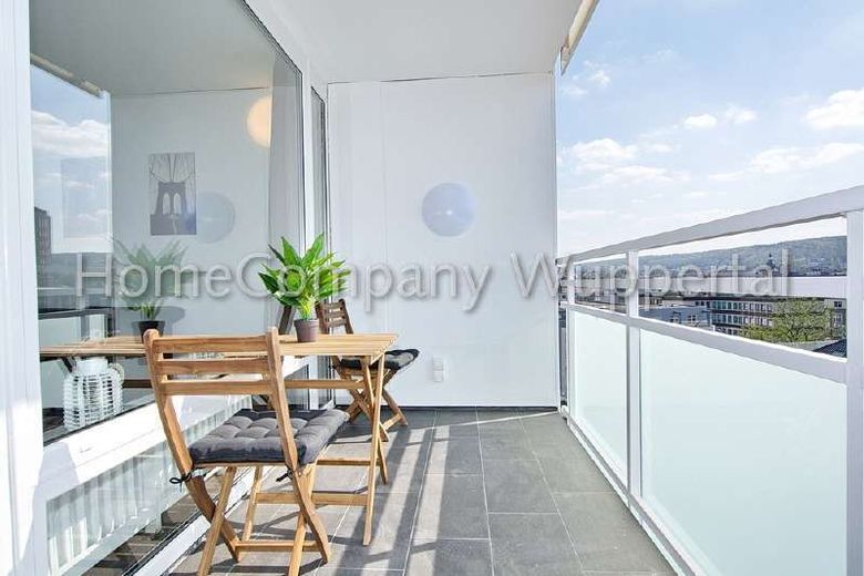 Luxuriöses Apartment in zentraler Lage mit Balkon, DSL-Wifi und Reinigungsservice – 6044984724bbf5ccd943c9d217d3a300145b7430.jpg