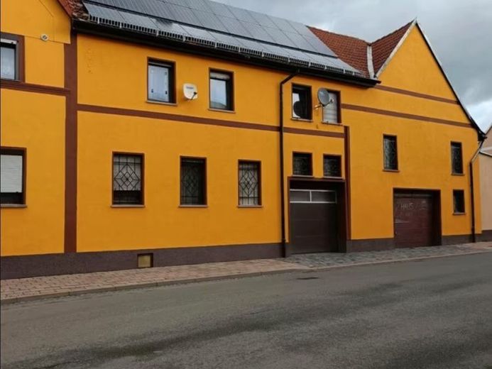 Buttstädt, Mehrgenerationenhaus – Foto 1