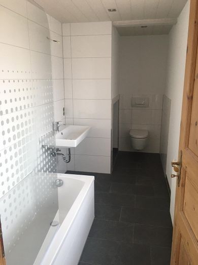 Moderne 3,5–4-Zimmer-Wohnung mit Panorama-Terrasse in Stockach – Foto 2