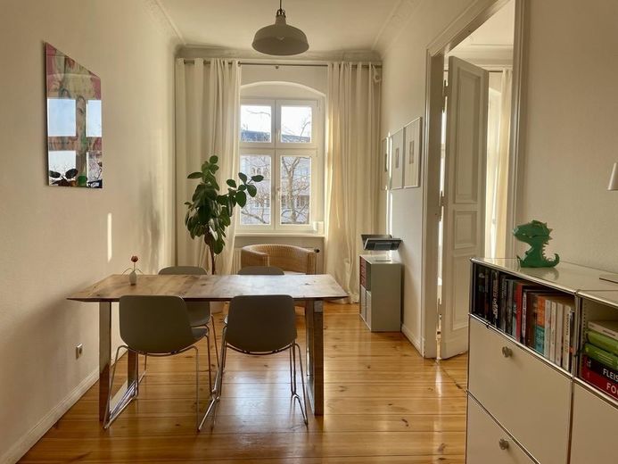 Rustig & lichtovergoten - 3-kamerwoning in een oud gebouw met balkon in Charlottenburg – Foto 5