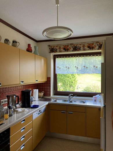 Charming detached house with a large garden in a quiet location on the edge of the forest (Wieterwald) – Einbauküche