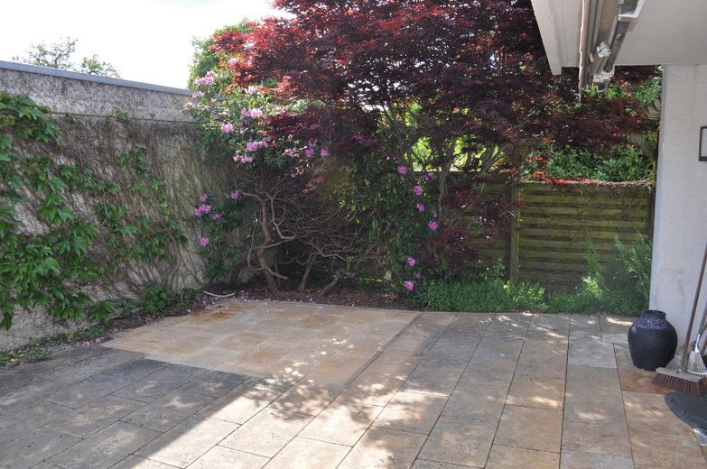 Sonnige Terrasse
