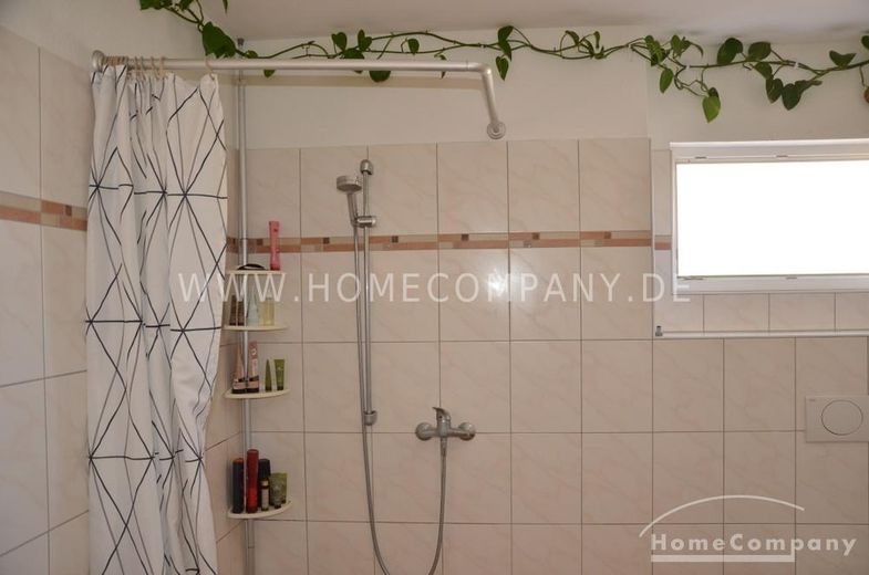2 odalı daire, 5. kat, büyük balkonlu, tamamen mobilyalı ve donanımlı daire, yer altı otoparkına kadar asansör. – 367ee66960fa441d0f3e9d62b042c06472f68375.jpg