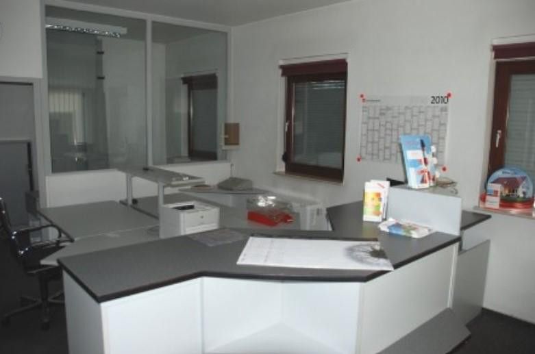 EG, Büro (2010)