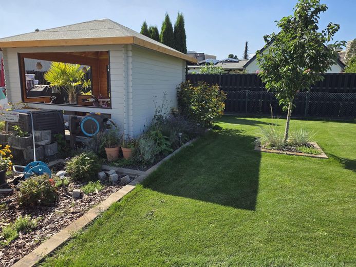 Sunny semi-detached house with a large plot – Photo 18