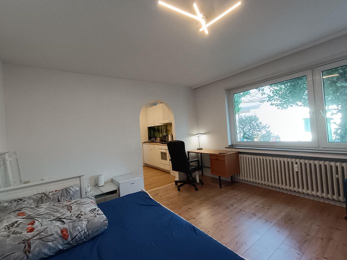 Düsseldorf-Rath’ta sakin konumda modern 1 odalı daire - 30 m², yeni yenilenmiş ve mobilyalı – Fotoğraf 1