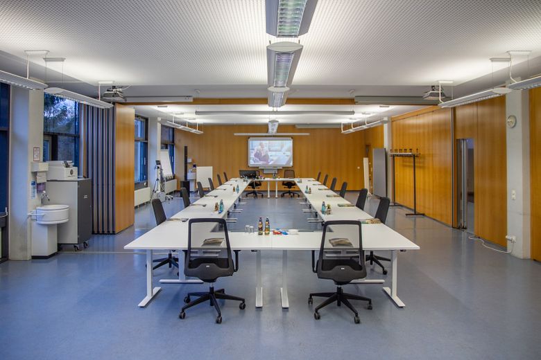Flexible Coworking-, Büro-, Besprechungs- und Seminarräume zu vermieten! – Tagungsbeispiel