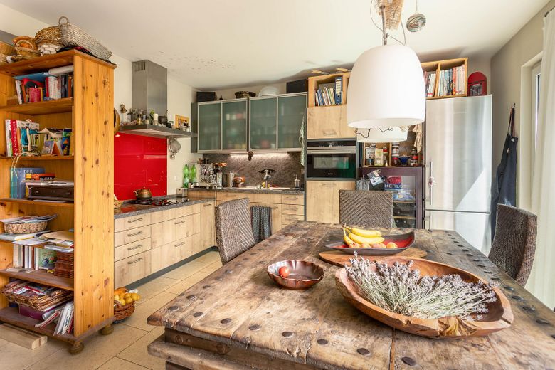 Küche und Essbereich