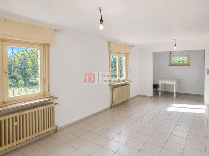 Freistehendes, idyllisch gelegenes, Häuschen in Mühlheim am Main – Zimmeransicht Bild 2