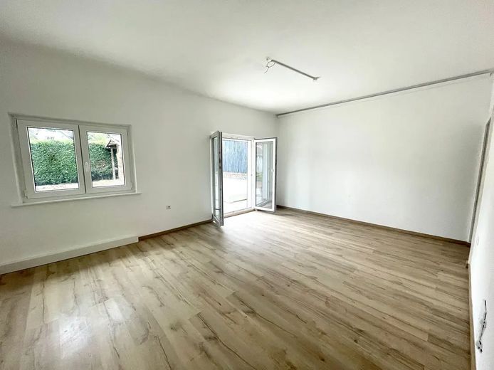 Freistehendes Einfamilienhaus Garten, Garage Nürnberg-Katzwang provisionsfrei sofort bezugsfrei – Foto 8