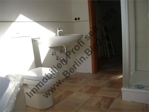 Haus + Garten + neuem Wannenbad - zur Miete – Bad-43 alt neu 008