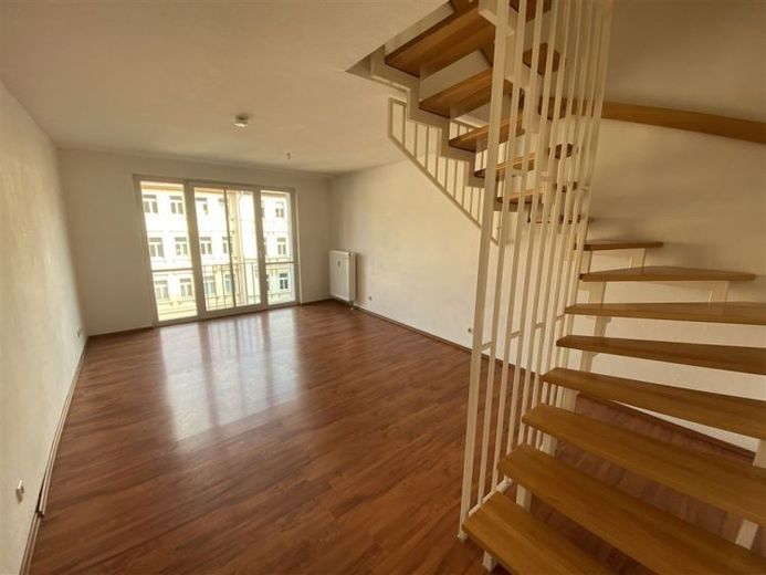 Altenburg* City Center* tolle Maisonetten-Whg* Dachterrasse* 2,5 Zimmer* Tageslichtbad* sep. Küche – फोटो 1