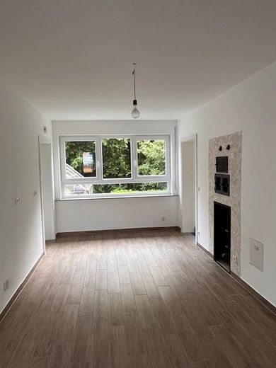 Haus 1 Küche Blick Garten EG