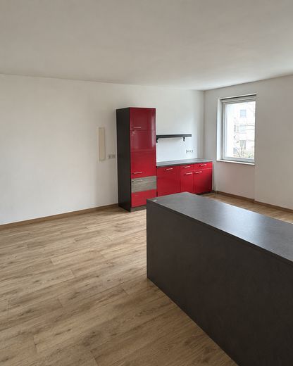 Чудова 4-кімнатна квартира | 135 м² | Балкон | 2 ванні кімнати | Вбудована кухня | Сад – Küche