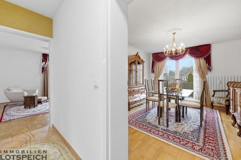 4-Zimmer Eigentumswohnung - Raum für Leben, Familie und Homeoffice – Wohnzimmer-Esszimmer