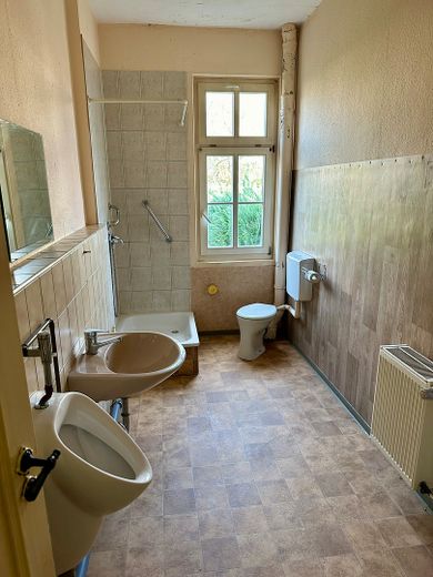 Historyczny dom szachulcowy w Eisenach: 218 m², duży ogród, od zaraz wolny i z bardzo korzystnym dofinansowaniem! – Zdjęcie 15