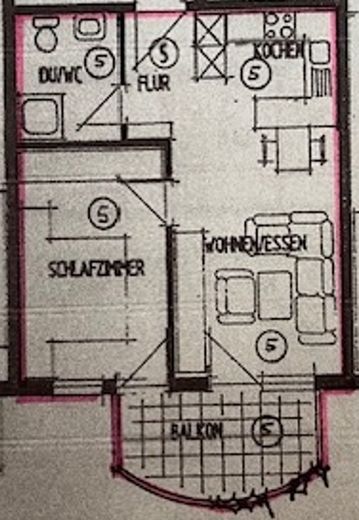 Provisionsfrei - Lichtdurchfluteter Wohnraum mit großem Balkon – Grundriss