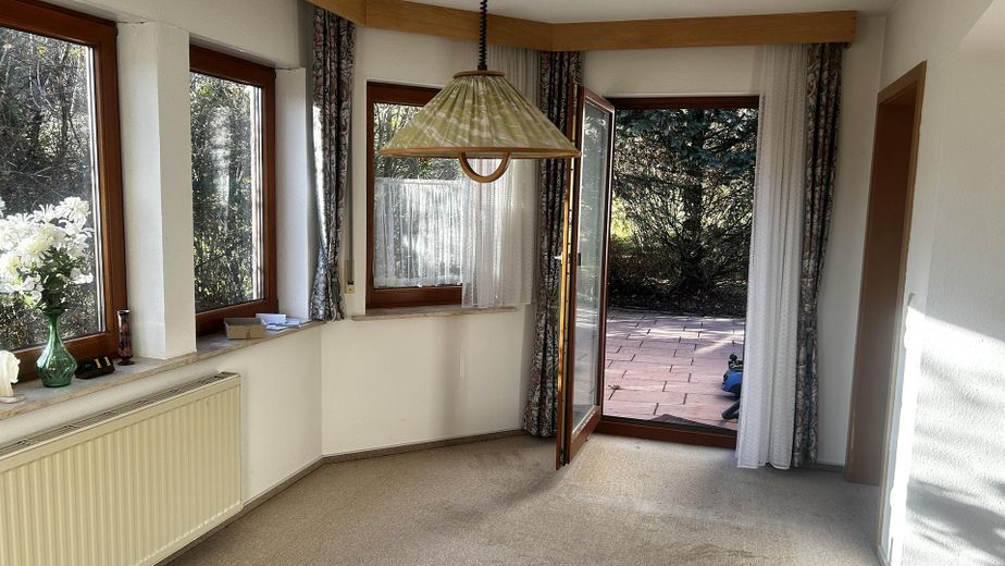 Casa con molta luce, spazio e vista. Adatta anche come casa intergenerazionale o con studio professionale. – Essen, Zugang Garten, Kücheun