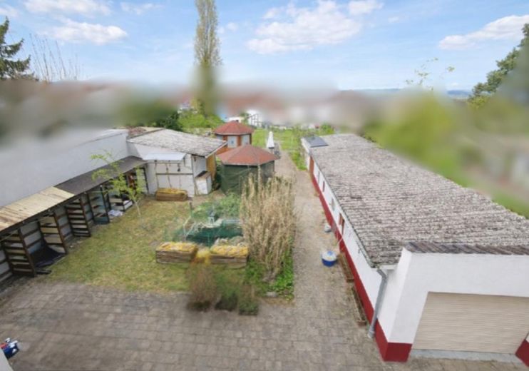 Großes Familienhaus mit 690m² Grundstück, Innenhof, Garten und 2 Wohneinheiten in ruhiger Lage – Foto 12