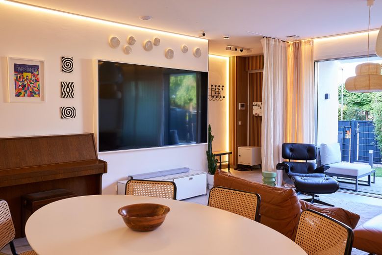 Townhouse Buchrain / Frankfurt