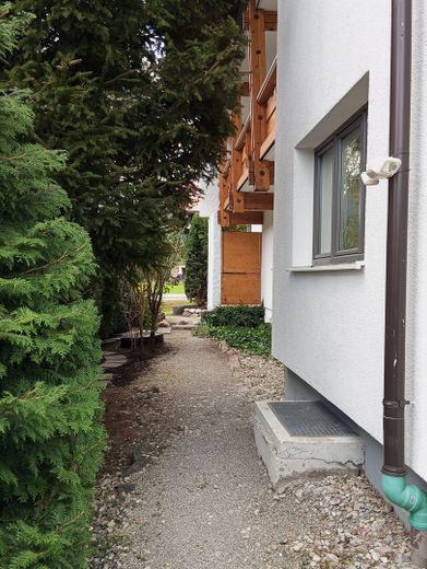 NACHMIETER für Traumwohnung in Traumlage gesucht! – Vom Parkplatz zur Wohnung