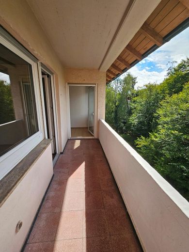 Kapitalanlage mit hoher Rendite: Helle sanierte Wohnung mit Balkon – Balkon