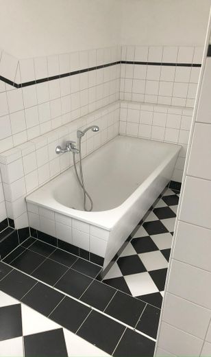 Bad / Wanne