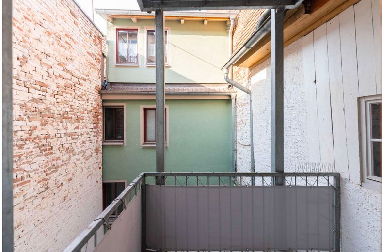 Balkon zum Innenhof