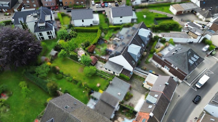 CITYHOUSE: In Top-Lage von Brauweiler! Einfamilienhaus mit großem Grundstück und viel Potenzial! – Seitenansicht