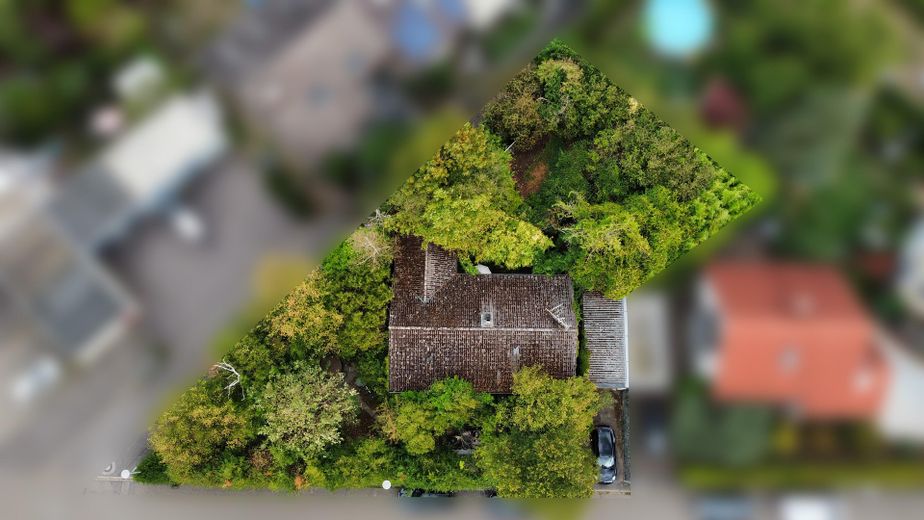 Traumgrundstück mit 840 m² – Haus mit Potenzial zur individuellen Gestaltung – Luftaufnahme Grundstück