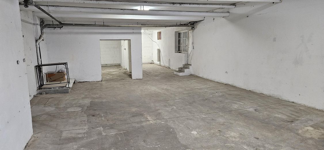 Lagerraum Großraum hinten