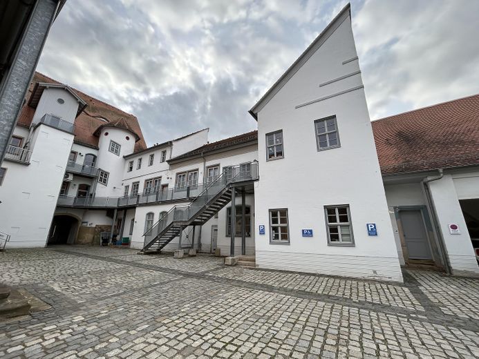 Innenhof, Stellplatz