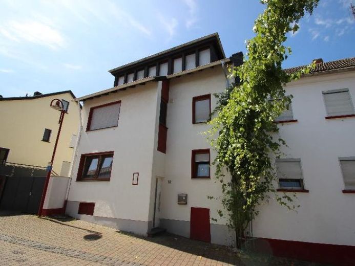 Modernisiertes Mehrfamilienhaus mit Garage große Sonnenterrasse mit Fernblick Ruhiglage Bad Breisig – Foto 1