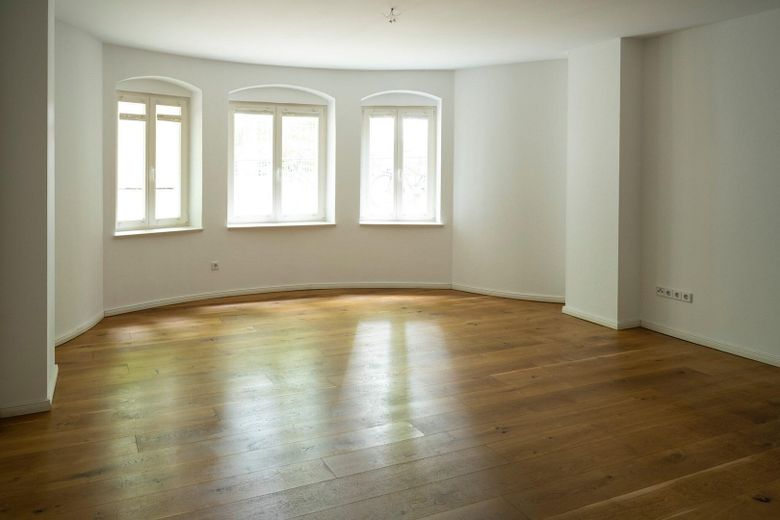 Rarität! Barrierefreie Gartenwohnung in Neobarock-Villa! – Schlafzimmer