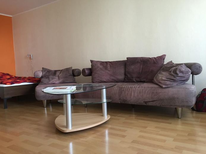 Von privat: Helle 1-Zimmer-Wohnung mit Balkon und Weitblick nahe Nürnberg-Messe – Foto 9