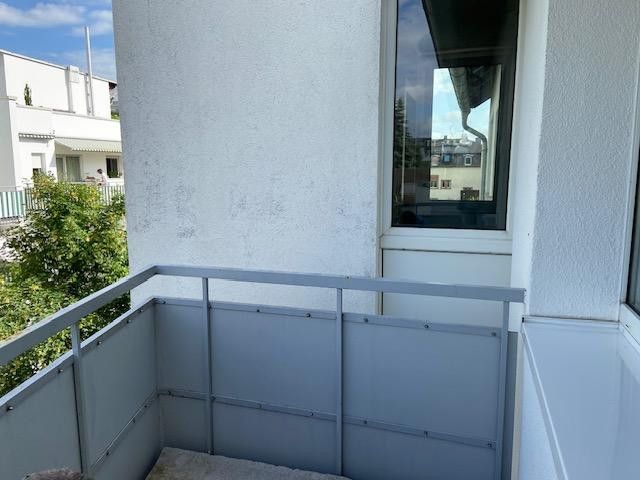 Francoforte Niederrad: Bellissimo appartamento di 2 locali con balcone – Balkon