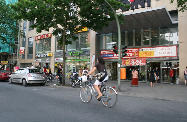 Charmante Gründerzeitwohnung mit originalem Kachelofen – फोटो 22